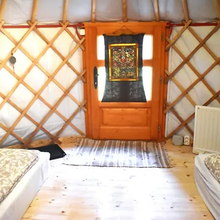 Apartman Kincs és Jurtaszállás *