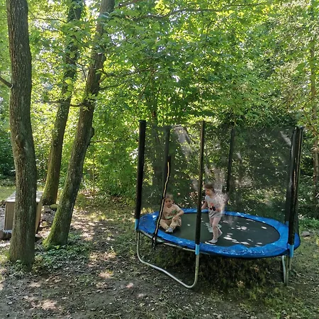 Kincs és Jurtaszállás *