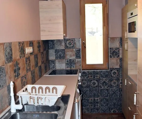 Kincs Es Jurtaszallas Apartament *